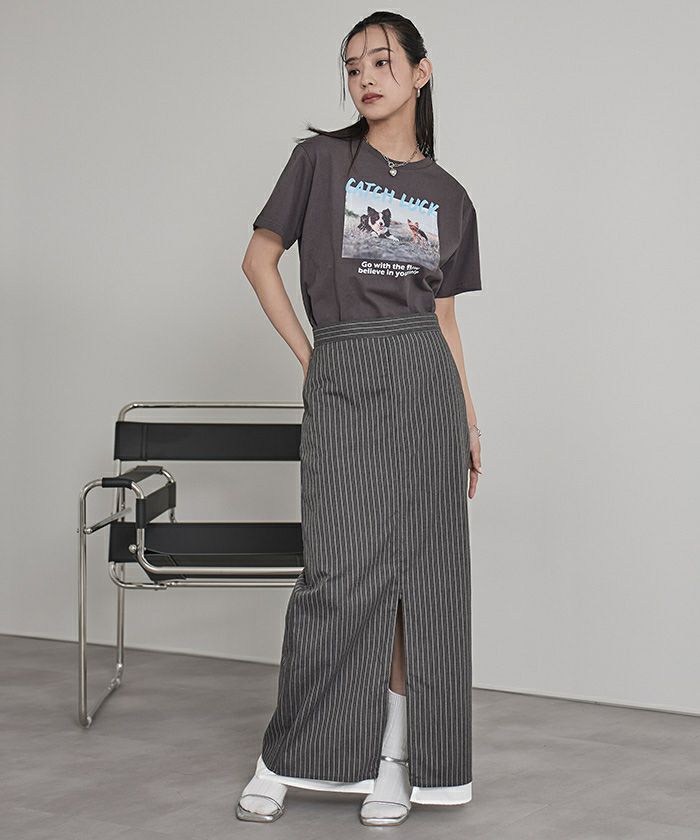 PRADA 黒とグレー ストライプ タイトスカート PRADA 黒とグレー ストライプ タイトスカート